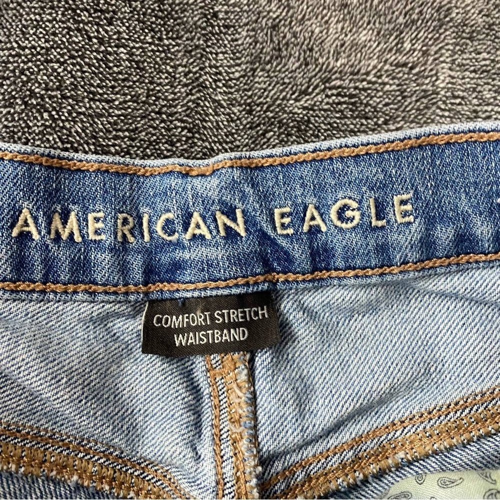American Eagle Outfitters Distressed Jeans with colorful accents Wide Leg Size 6 - Picture 12 of 13